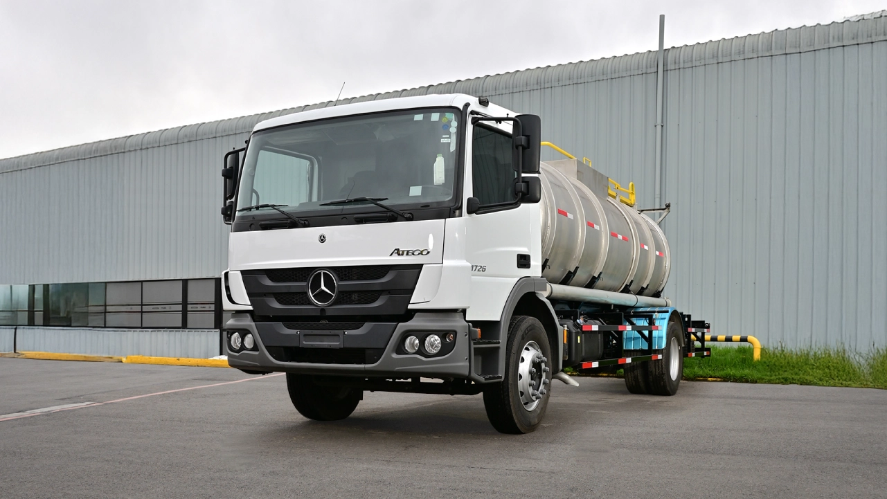 Atego 1726 Aljibe Inox 10m3